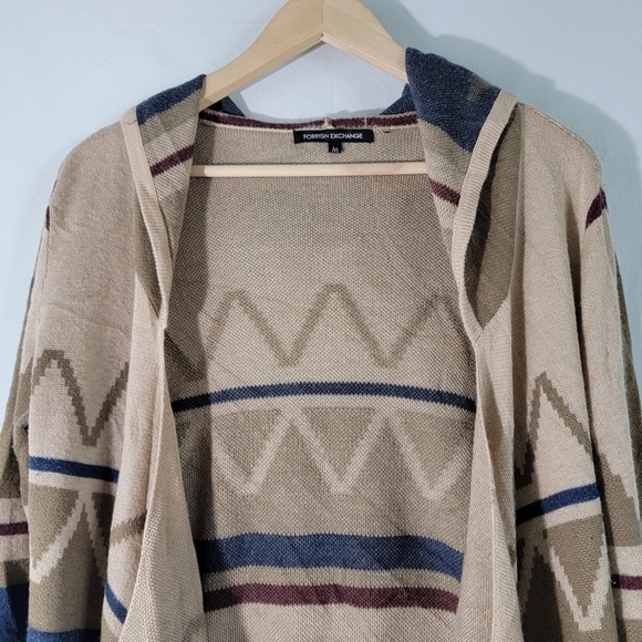 FOREIGN EXCHANGE Women's Southwestern Long Waterfall Hooded Cardigan Sz M Boho - Picture 3 of 12